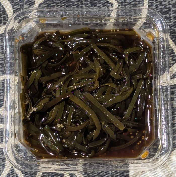 子持ちめかぶ中身