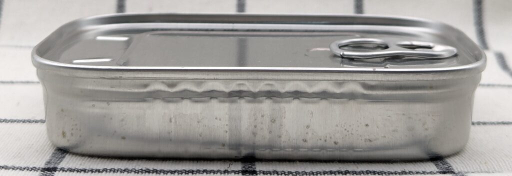 チリ・サーディン側面２