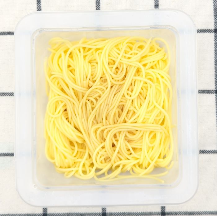 「玉子とうふそうめん風」の中身(つゆを入れて混ぜた状態)