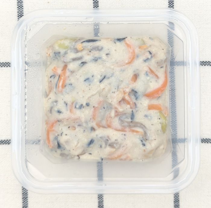 「おかず畑 おばんざい小鉢 白和え」のパック中身