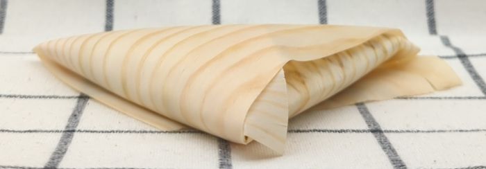 「二重の舞個包装された納豆の側面