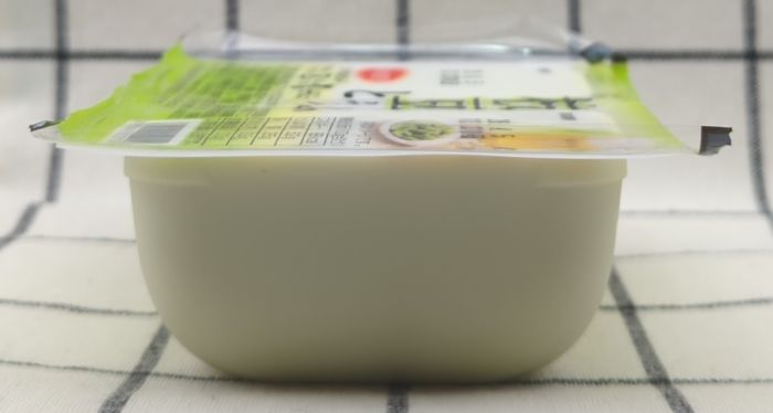 「枝豆とうふ」のパック側面2