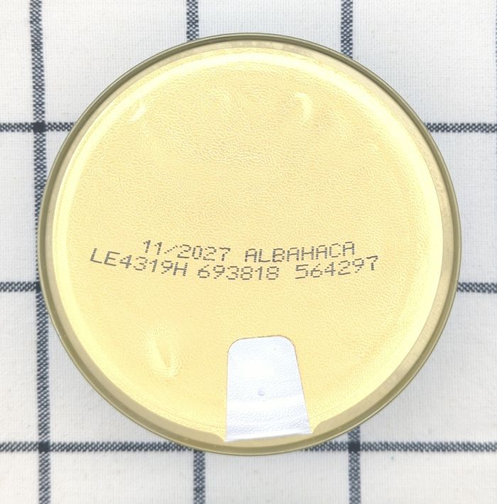 「豆とツナのサラダ(バジル)」の缶詰上部